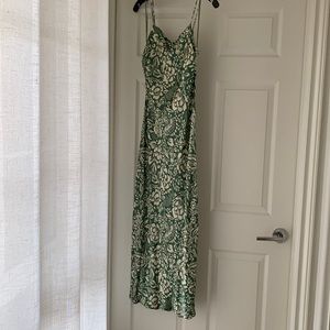 (H&M) Garden green floral dress *Never worn*